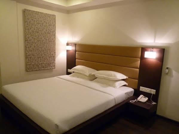 כלכותה Treebo Trend Hotel Relax Inn מראה חיצוני תמונה