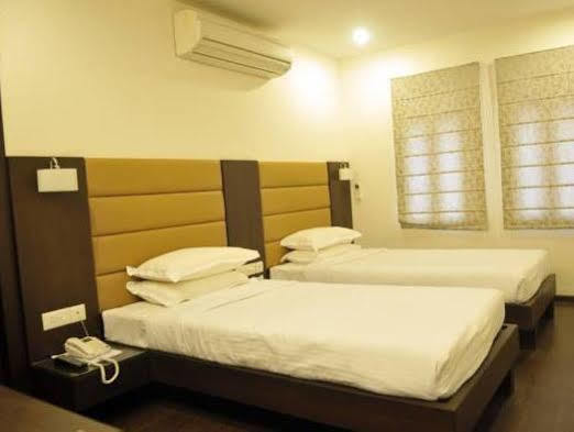 כלכותה Treebo Trend Hotel Relax Inn מראה חיצוני תמונה